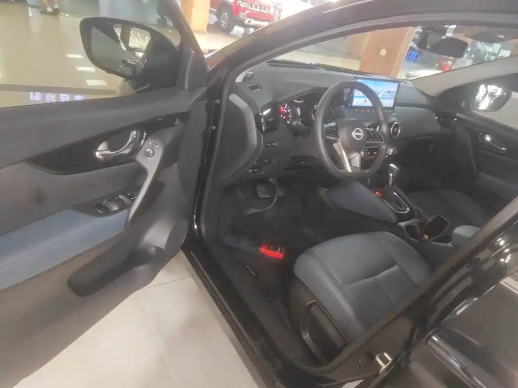 Nissan Qashqai — миниатюра 16