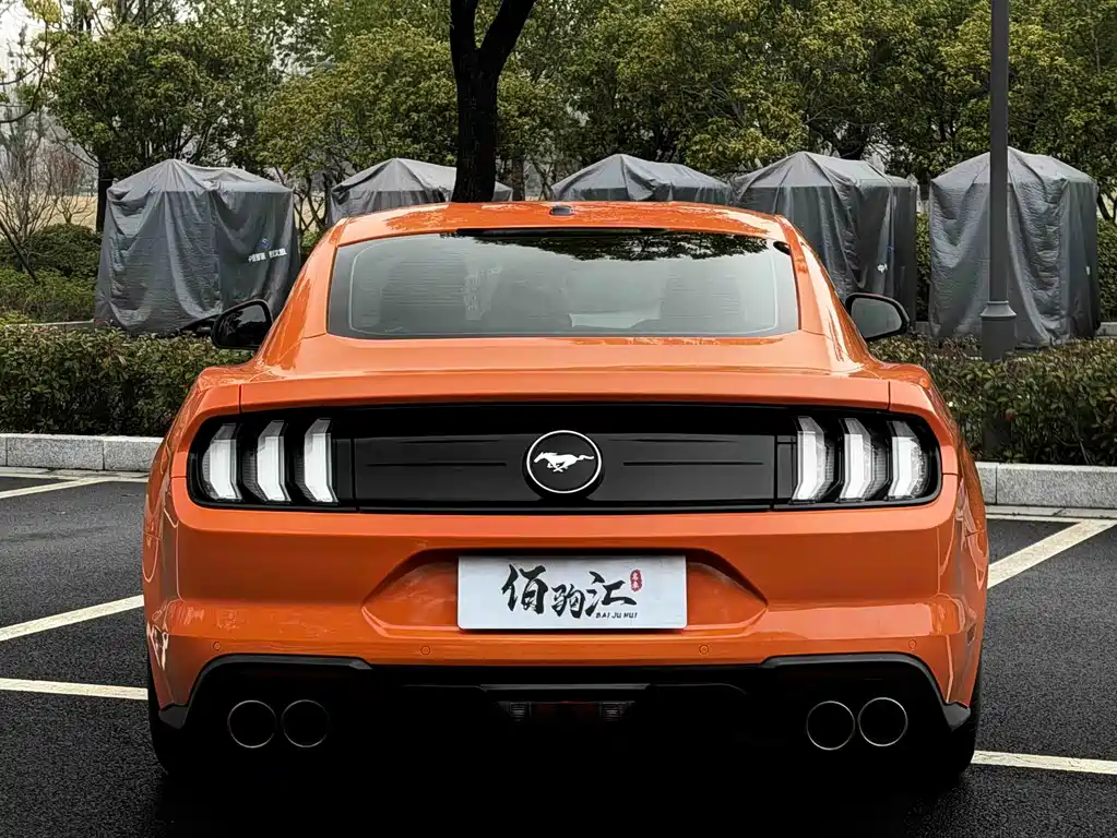 Ford Mustang — миниатюра 6