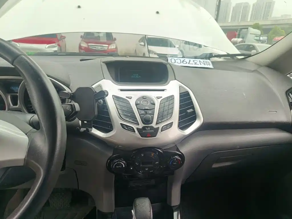 Ford Ecosport — миниатюра 13