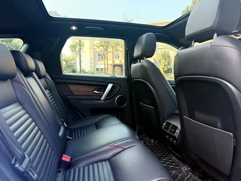Land Rover Discovery Sport — миниатюра 13
