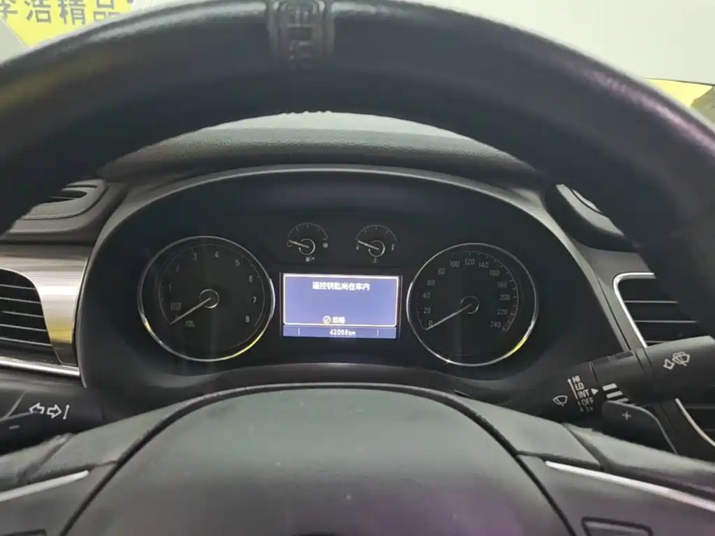 Buick LaCrosse — миниатюра 12