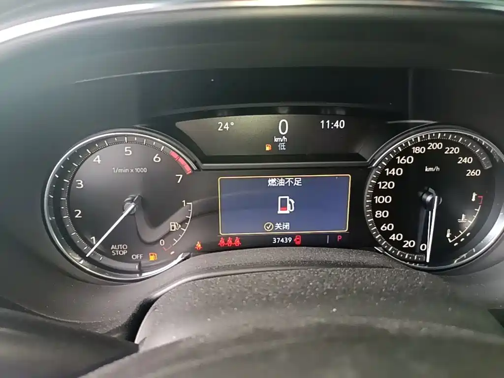 Cadillac CT5 — миниатюра 12