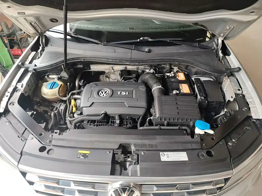 Volkswagen Tiguan L — миниатюра 20