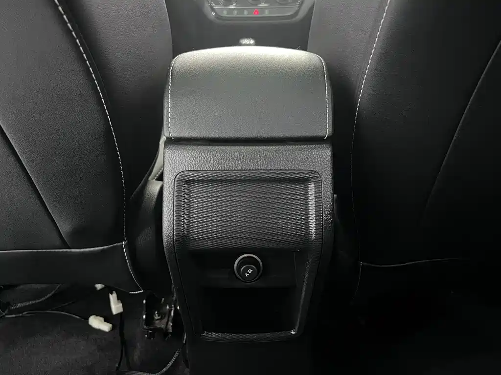 Skoda Kamiq — миниатюра 16