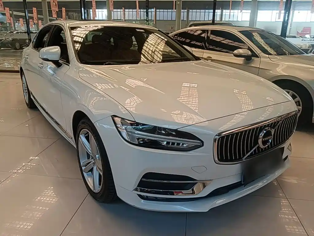 Volvo S90 — миниатюра 4