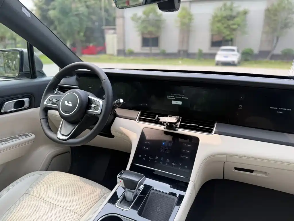Li Auto Li ONE — миниатюра 12