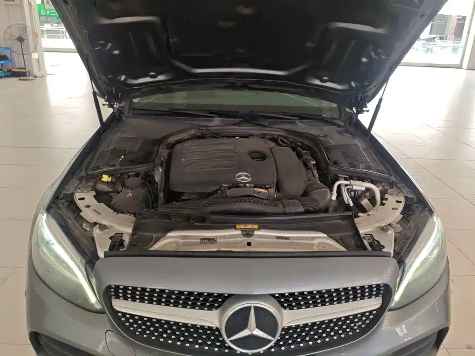 Mercedes-Benz C-Class — миниатюра 8