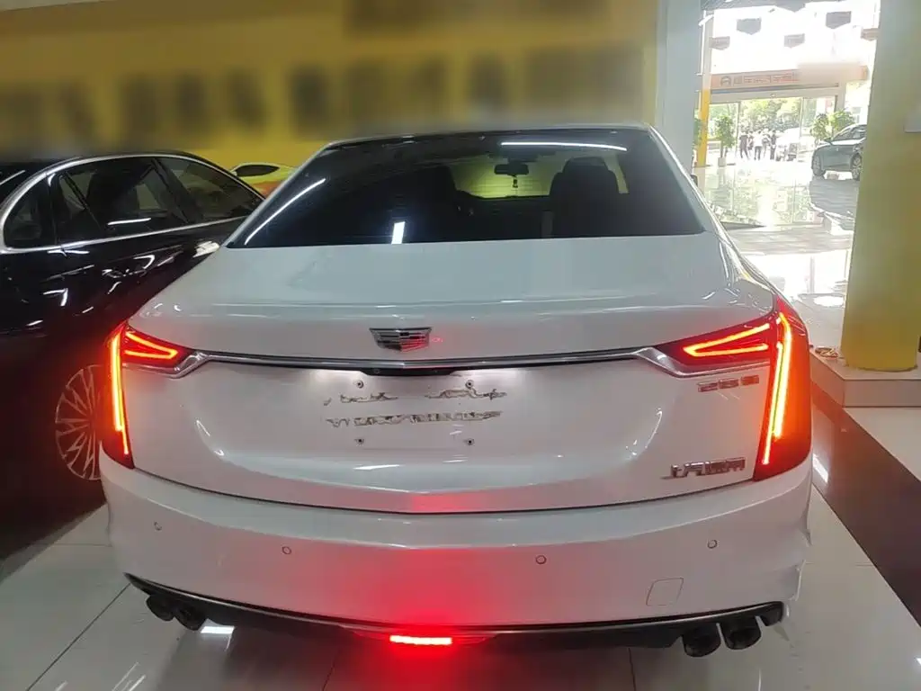 Cadillac CT6 — миниатюра 6