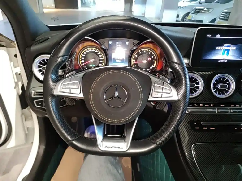 Mercedes-Benz C-Class — миниатюра 11