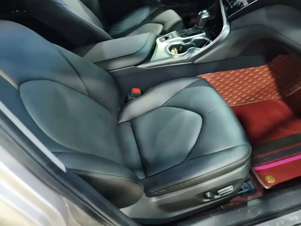 Toyota Camry — миниатюра 25