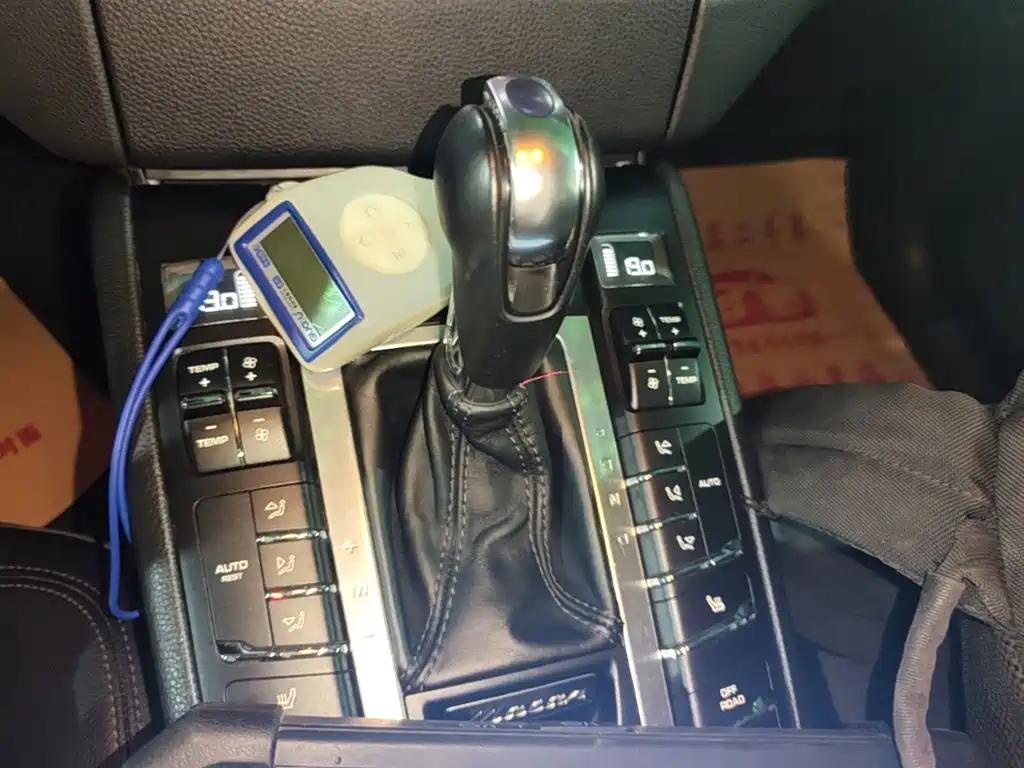 Porsche Macan — миниатюра 14