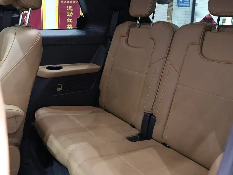 Li Auto Li ONE — миниатюра 9