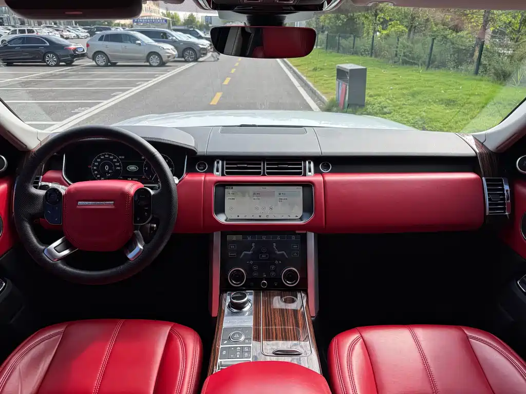 Land Rover Range Rover — миниатюра 19