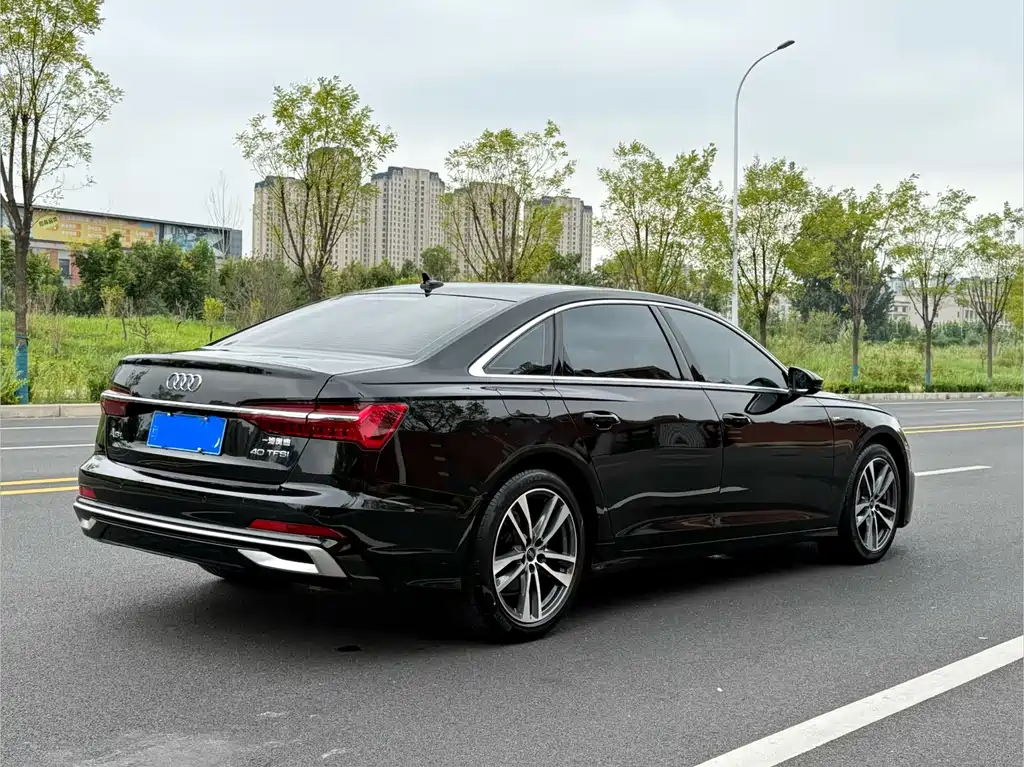 Audi A6L — миниатюра 7