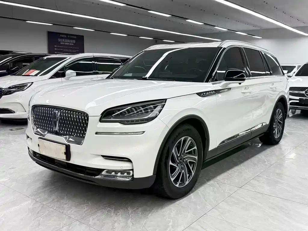 Lincoln Aviator (Import)