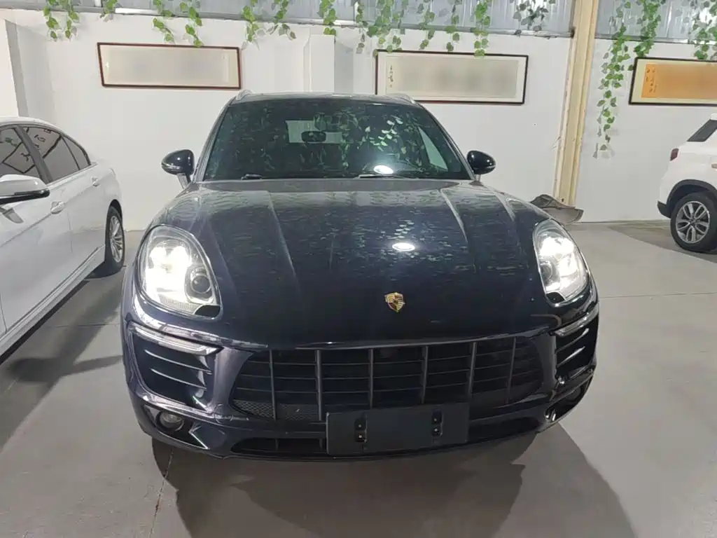 Porsche Macan — миниатюра 3