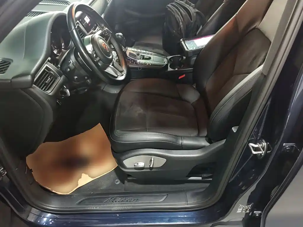 Porsche Macan — миниатюра 15