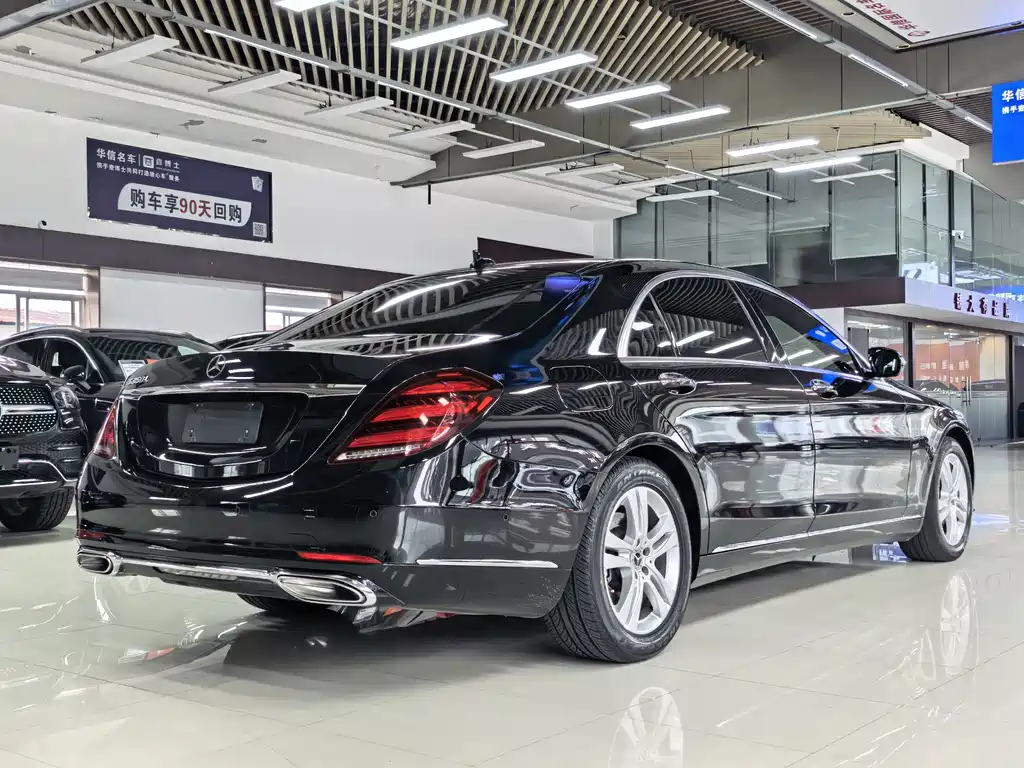 Mercedes-Benz S-Class — миниатюра 13