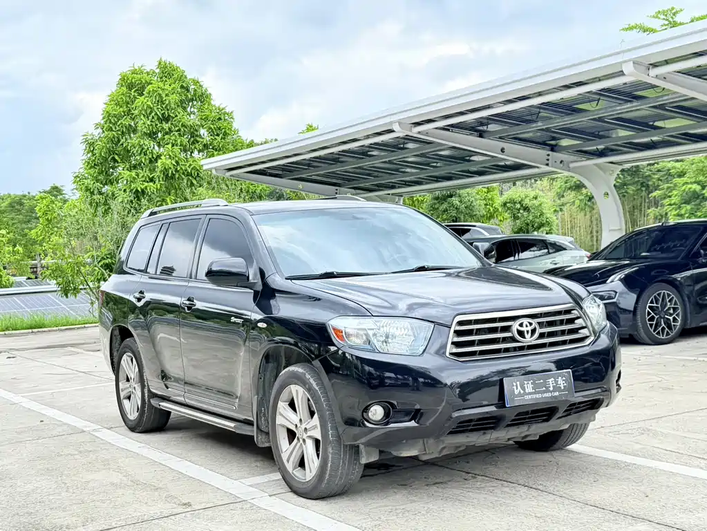 Toyota Highlander — миниатюра 3