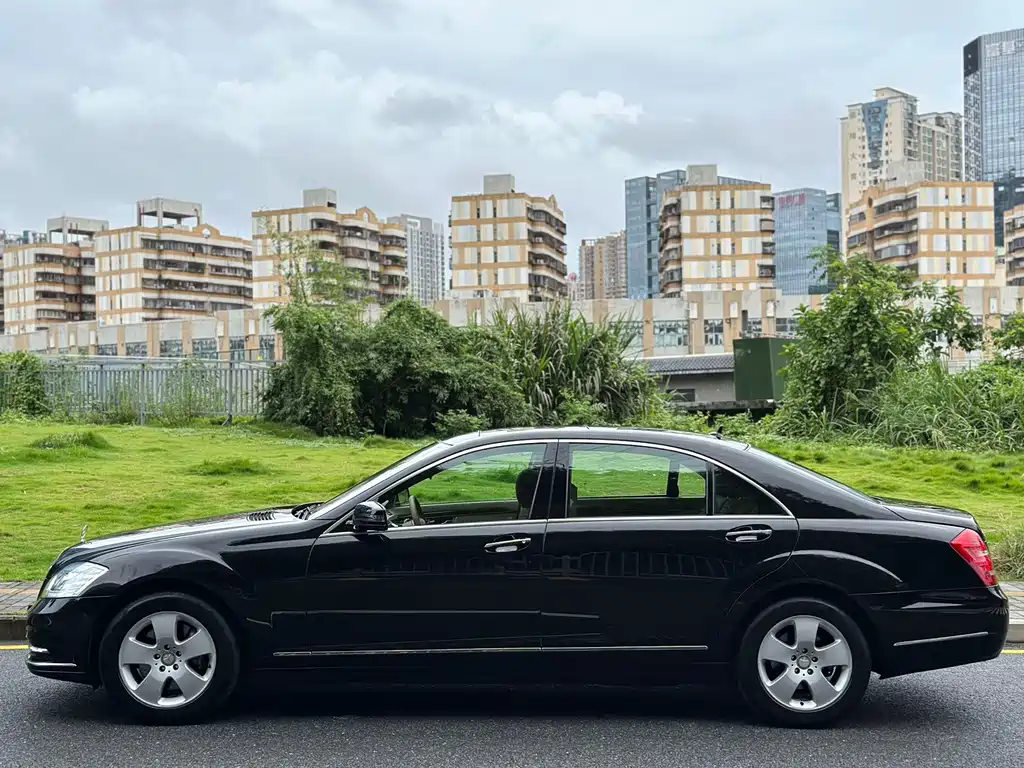 Mercedes-Benz S-Class — миниатюра 3