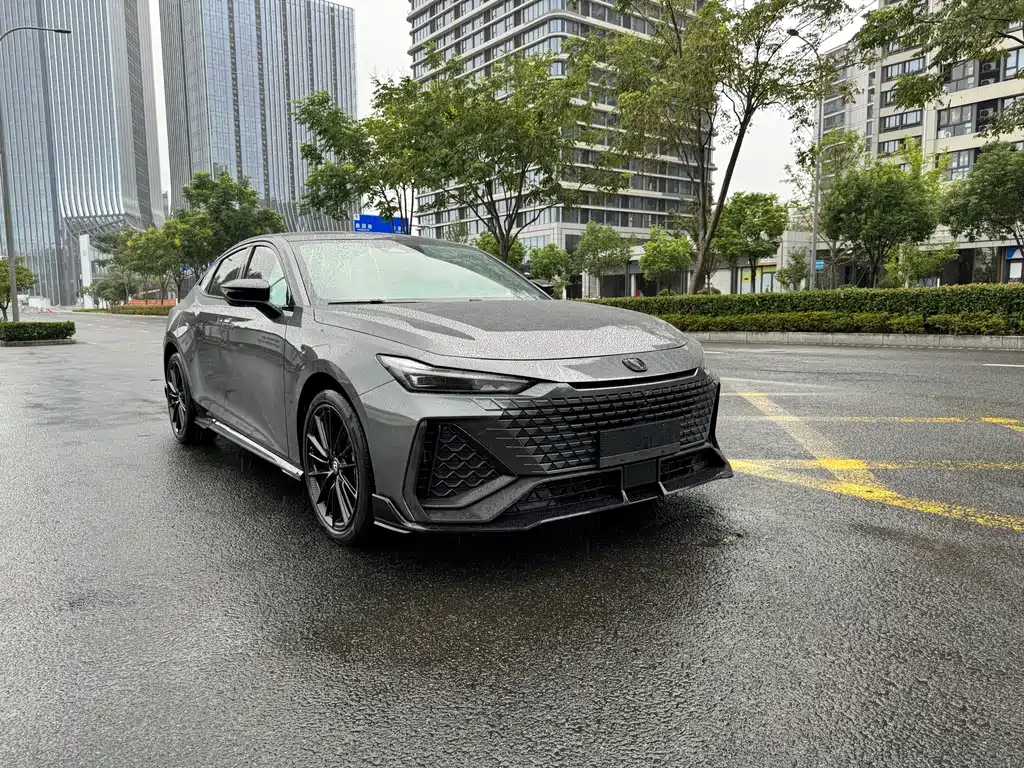 Changan UNI-V — миниатюра 3