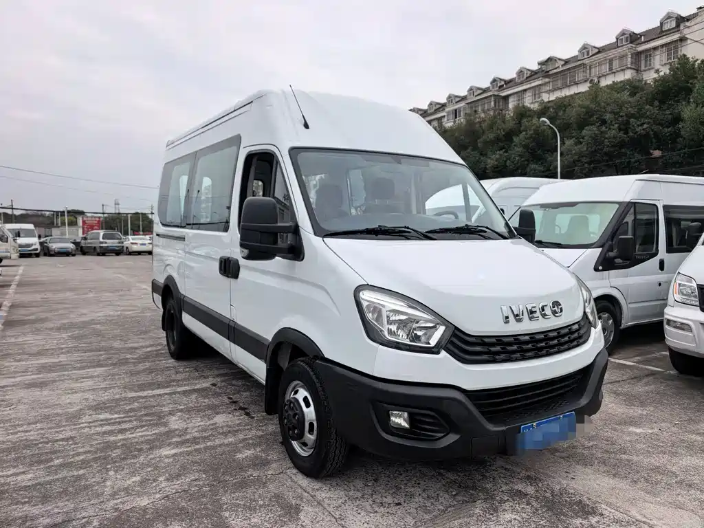 IVECO OUSHENG