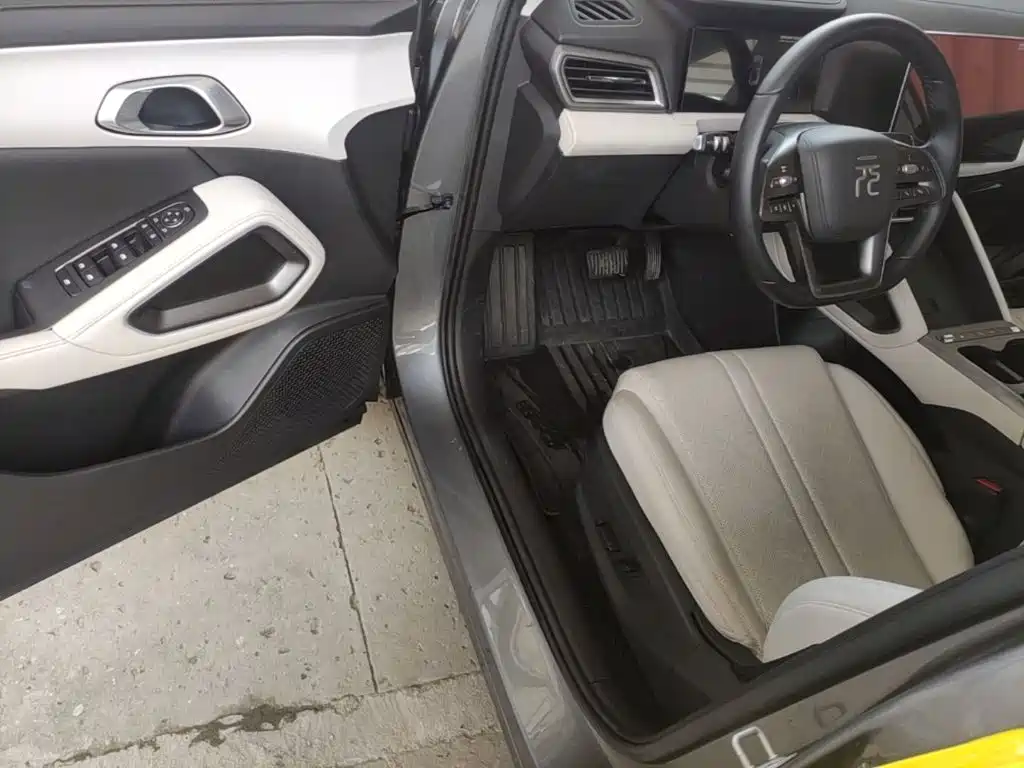 BYD Yuan UP — миниатюра 16