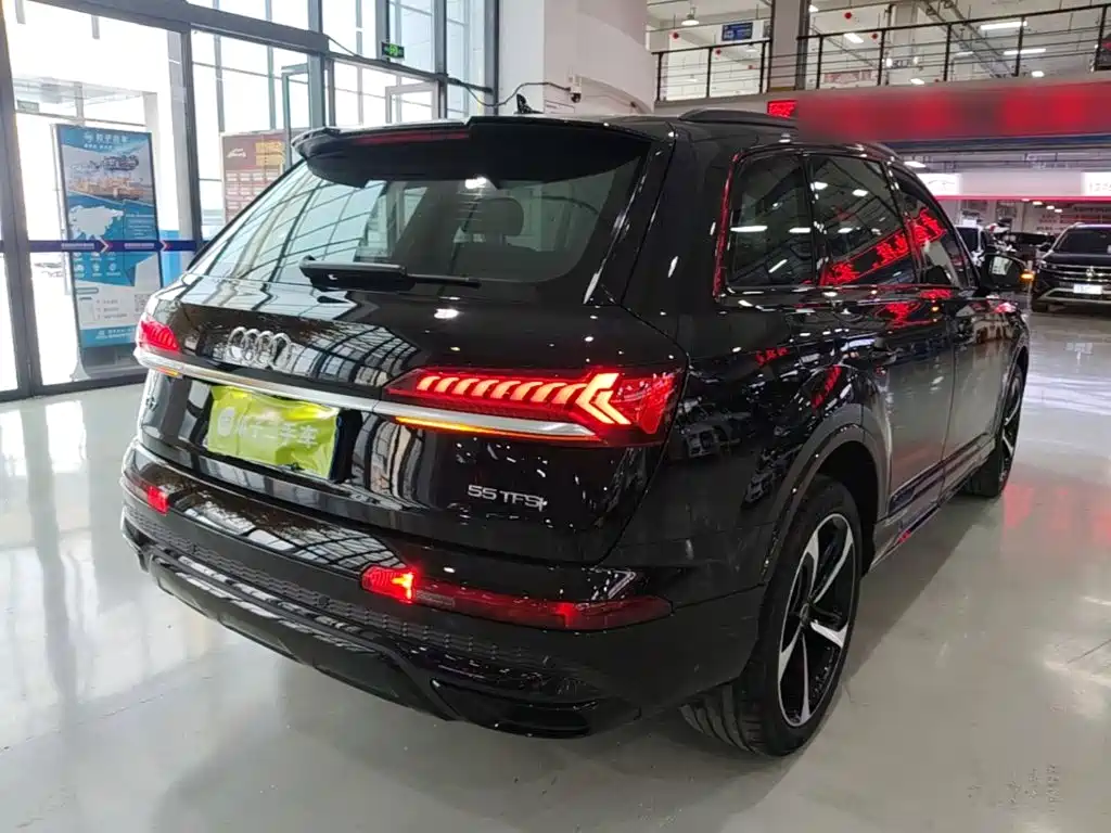 Audi Q7 — миниатюра 7