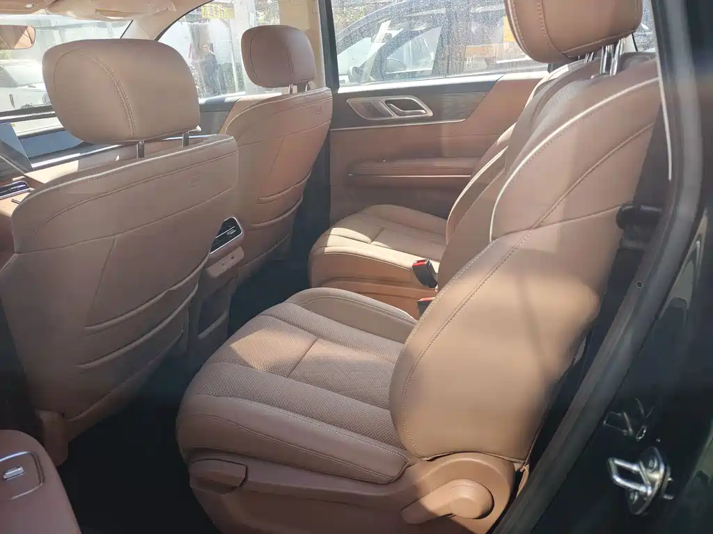 Wuling Xingguang L — миниатюра 13