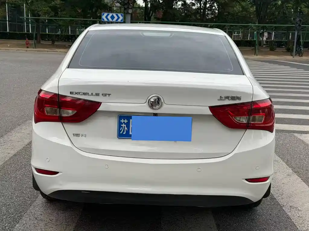 Buick Excelle — миниатюра 6