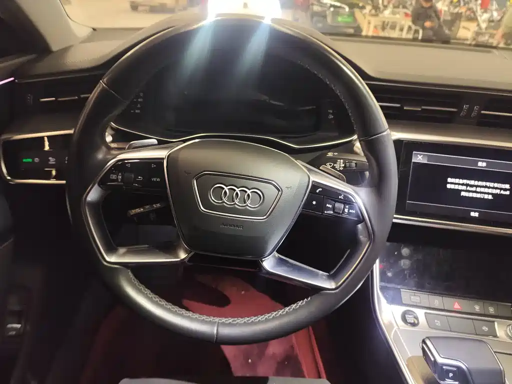 AUDI A7L