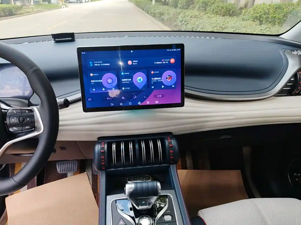BYD Yuan Plus — миниатюра 13