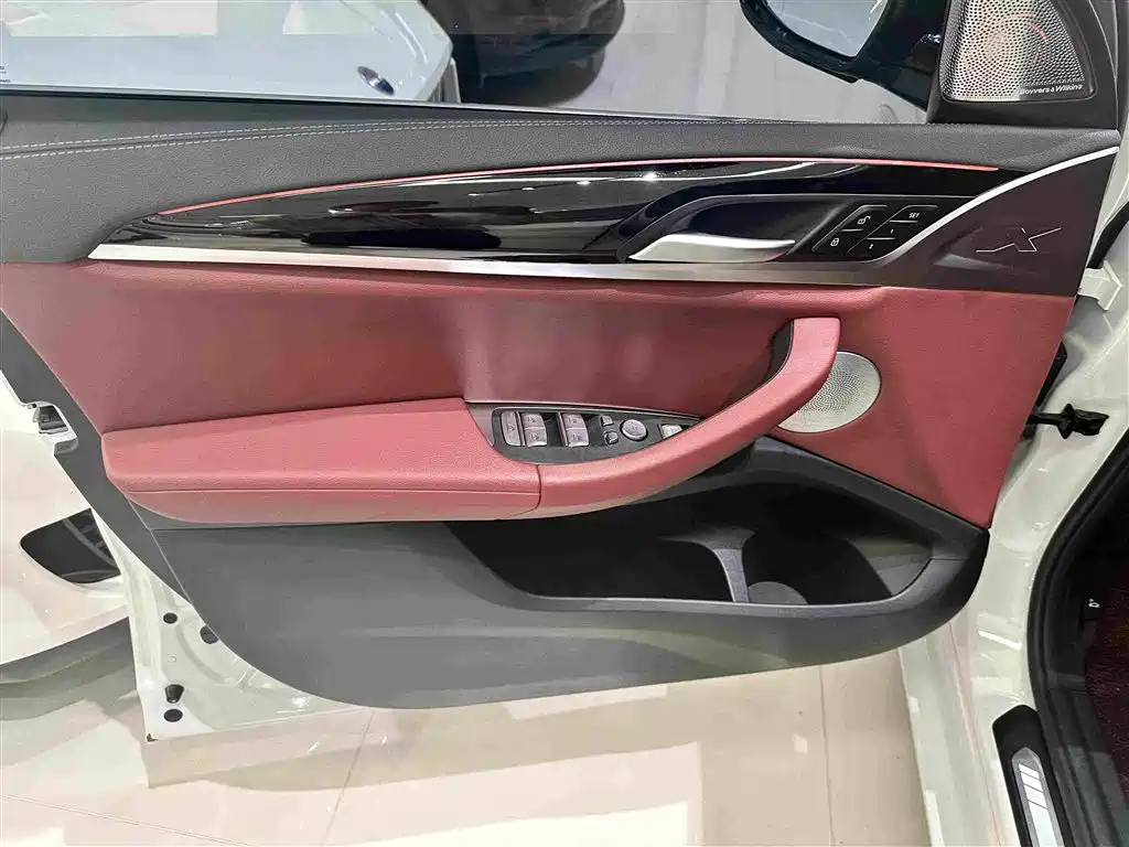 BMW X3 — миниатюра 6
