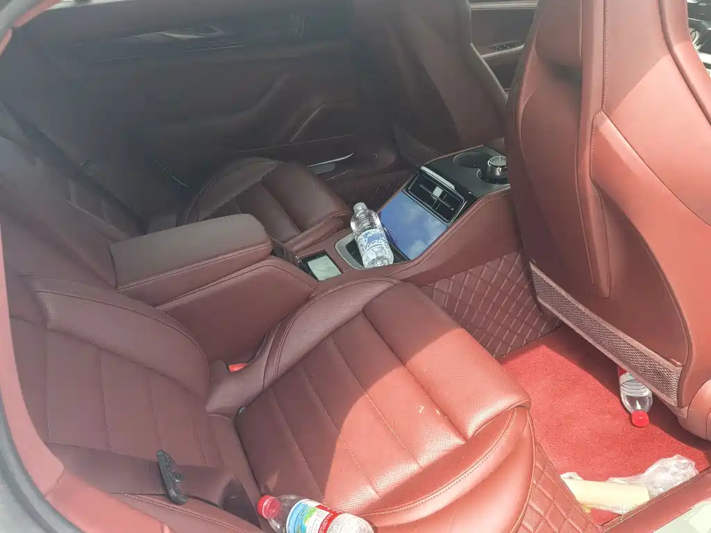 Porsche Panamera — миниатюра 4