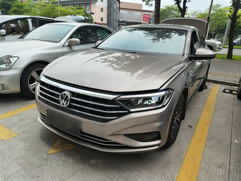 Volkswagen Sagitar 2021