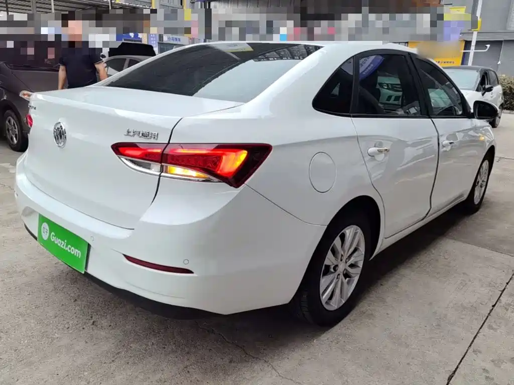 Buick Excelle — миниатюра 7