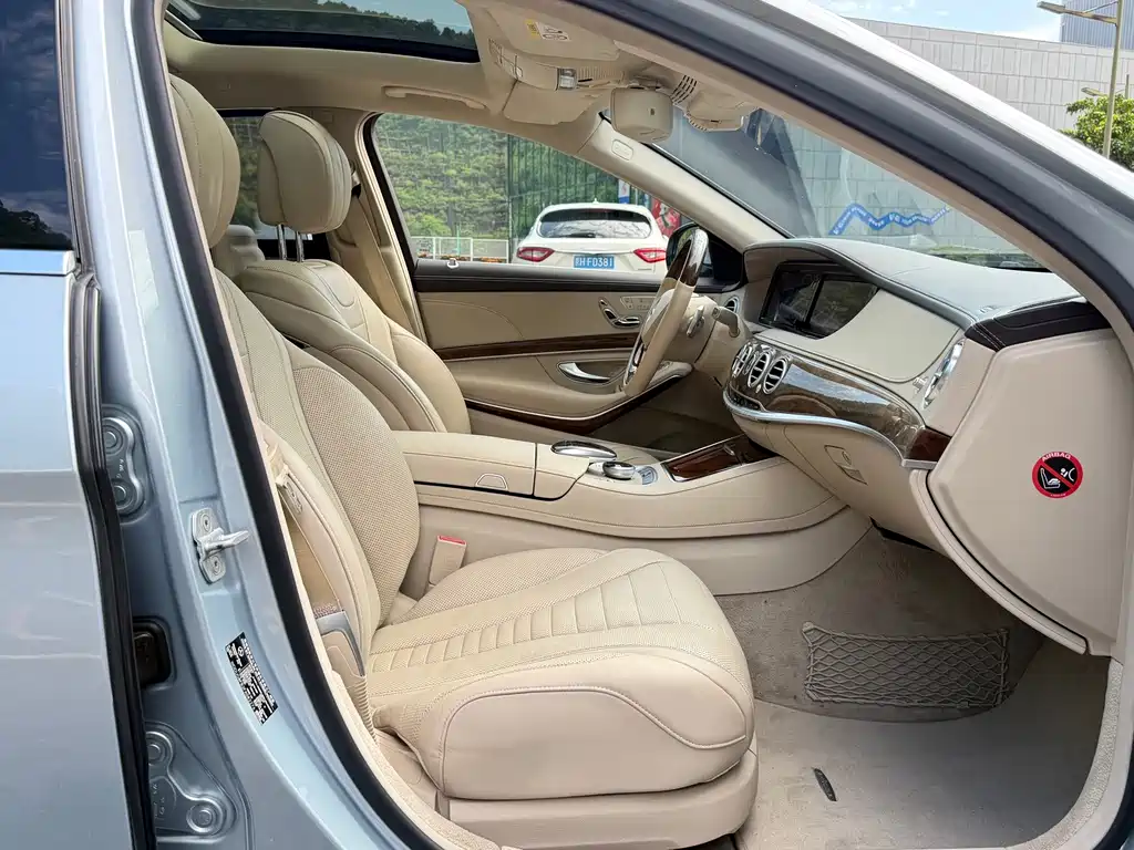 Mercedes-Benz S-Class — миниатюра 17
