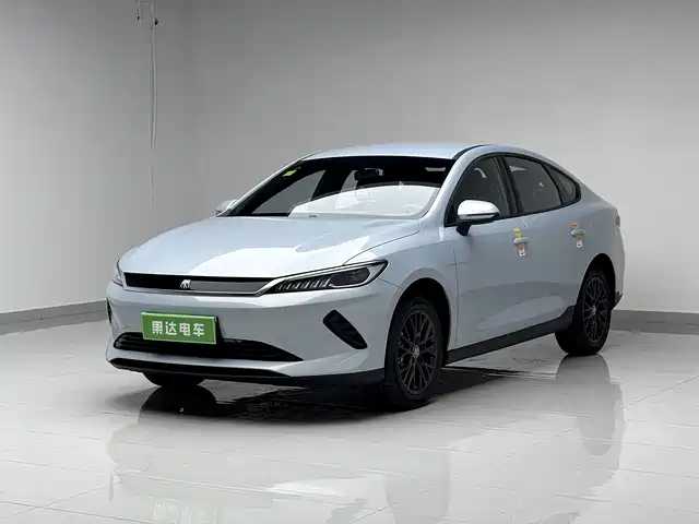 2025 BYD Qin
