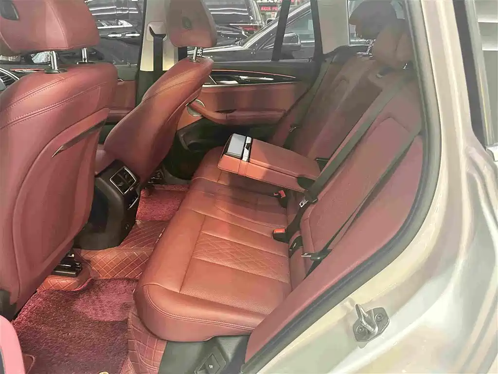 BMW X3 — миниатюра 13