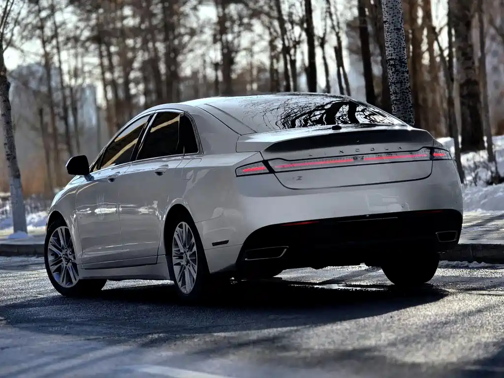 LINCOLN MKZ