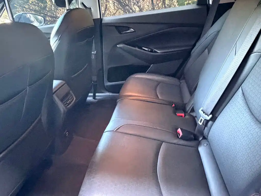 Chevrolet Volando — миниатюра 11