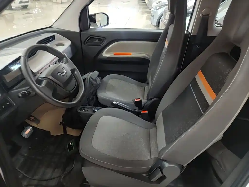 Wuling MINIEV — миниатюра 15