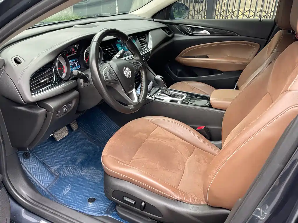 Buick Regal — миниатюра 13