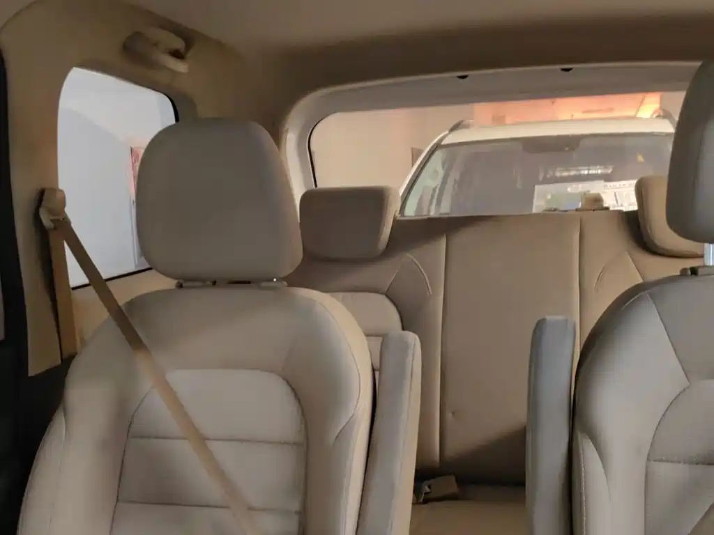 Wuling Hongguang — миниатюра 13
