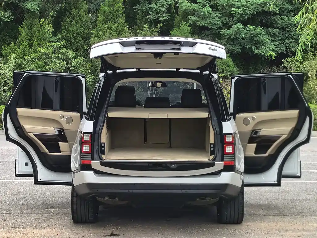 Land Rover Range Rover — миниатюра 7