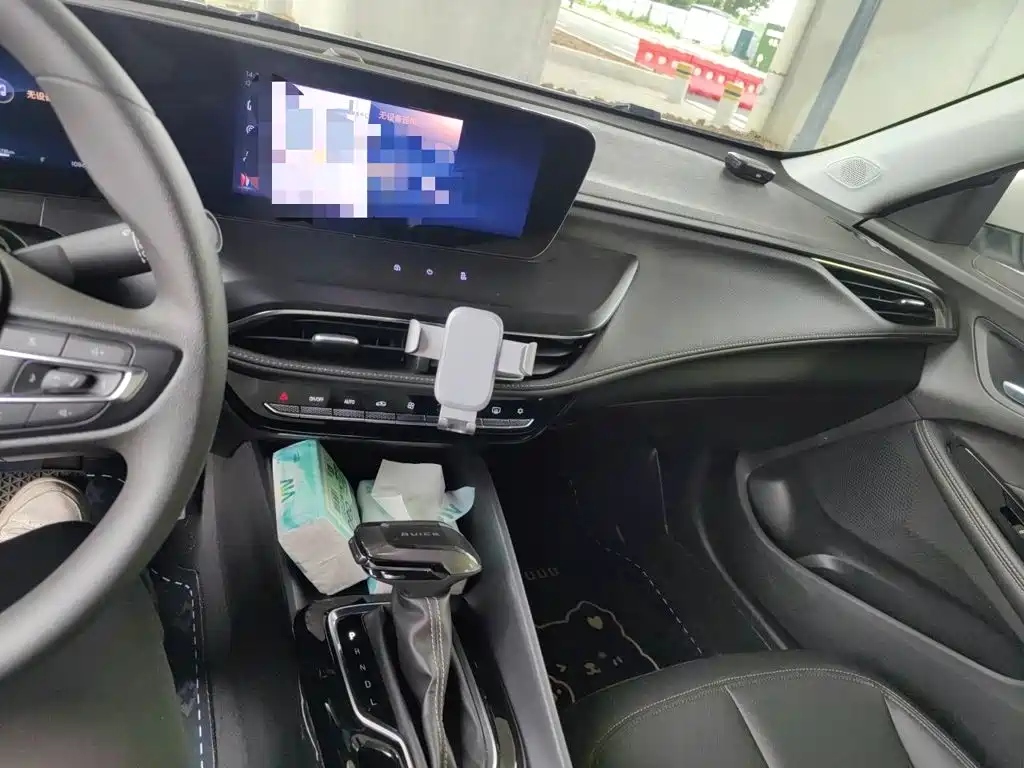 Buick Verano — миниатюра 10