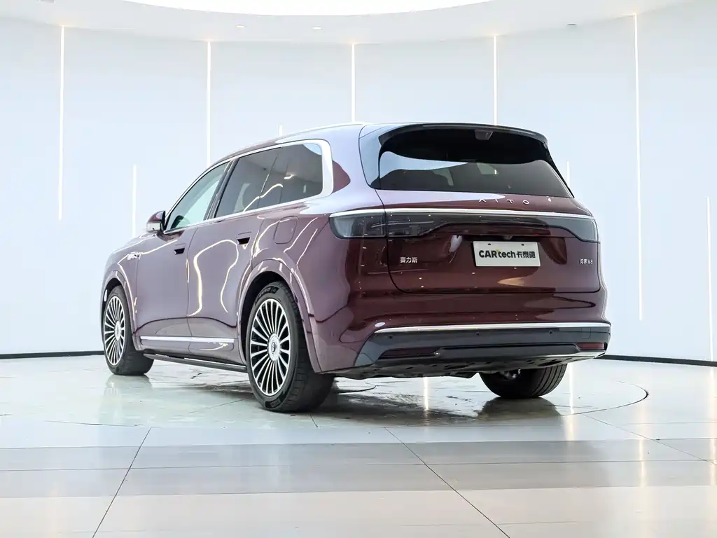 Aito M8 2025 Max+ 53.4kWh 6 мест (192 )