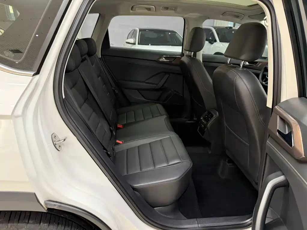 Volkswagen Tharu — миниатюра 12