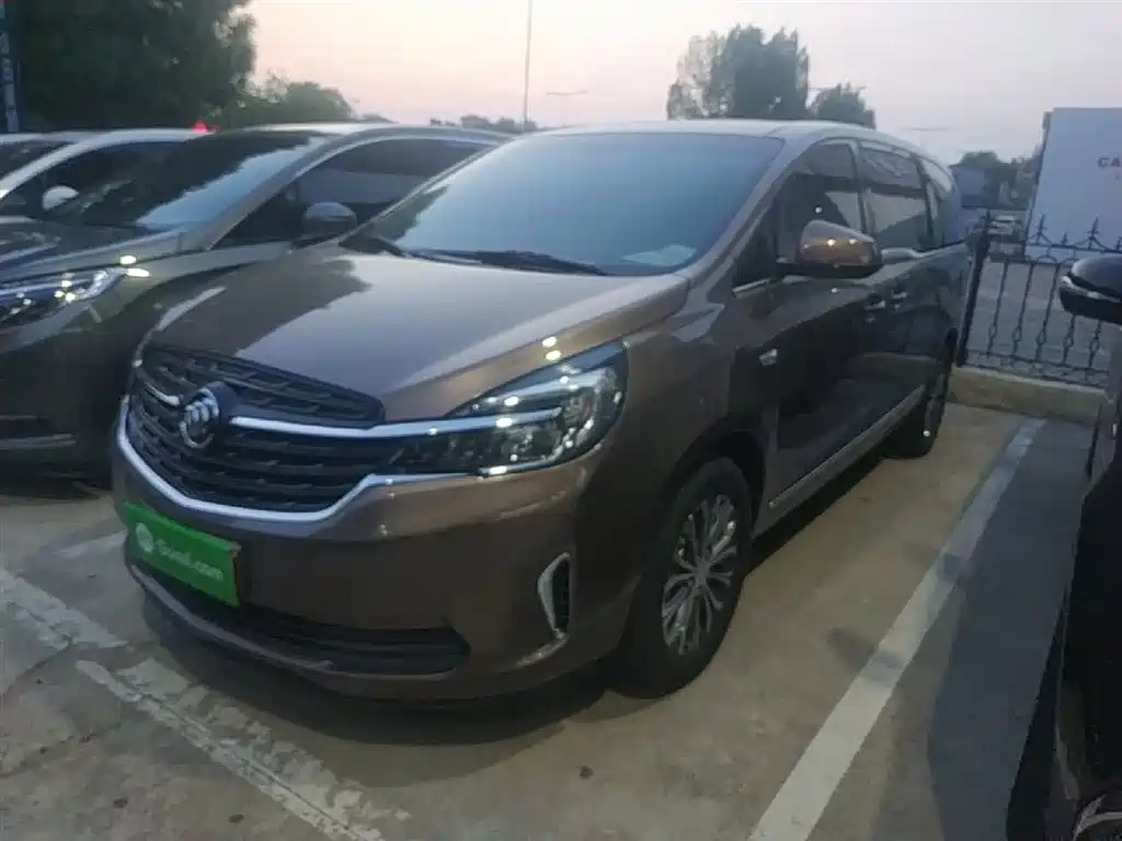 Buick GL8 2021