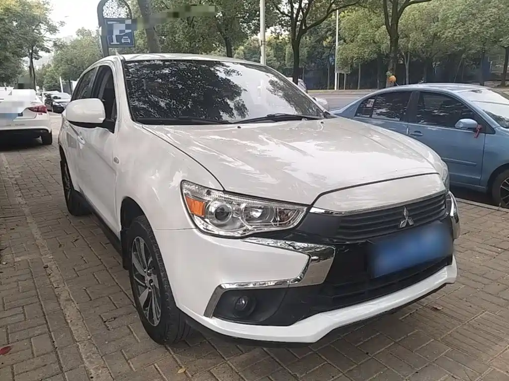 Mitsubishi ASX — миниатюра 4